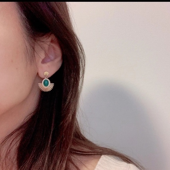 ⭐️ New 18k gold plated natural african turquoise dangle earrings - Picture 8 of 10